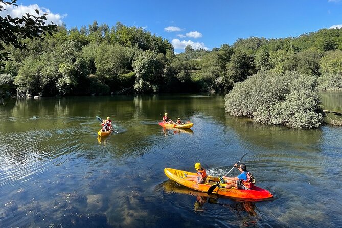 KAYAK TOUR: Descend the Beautiful Lima River - Starting at Bravães Kayak Park & Bar