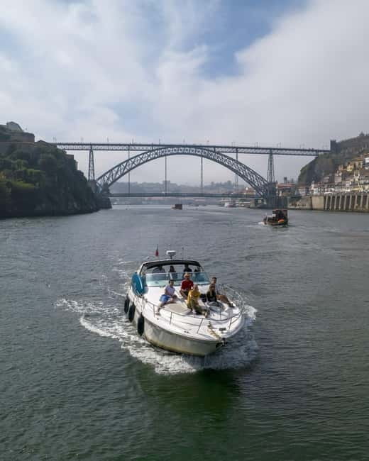 Luxury Douro Yacht Tour: Scenic Views & Complimentary Drinks - Is $223 per person good value?