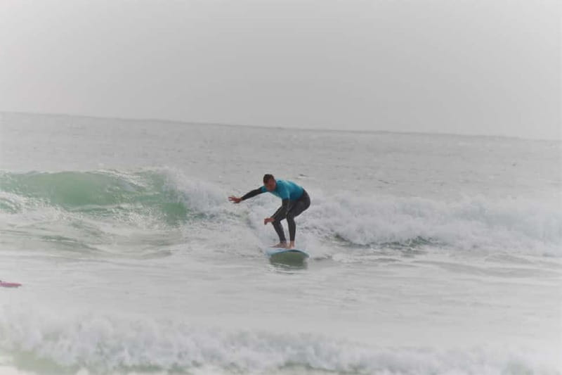 Matosinhos: Surfing Lesson with Equipment - Key points to know before booking