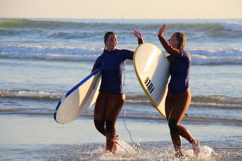 Matosinhos: Surfing Lesson with Equipment - The first 15 minutes: briefing and beach practice