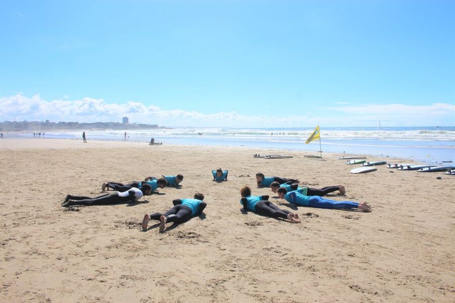 Matosinhos: Surfing Lesson with Equipment - What the coaches do well