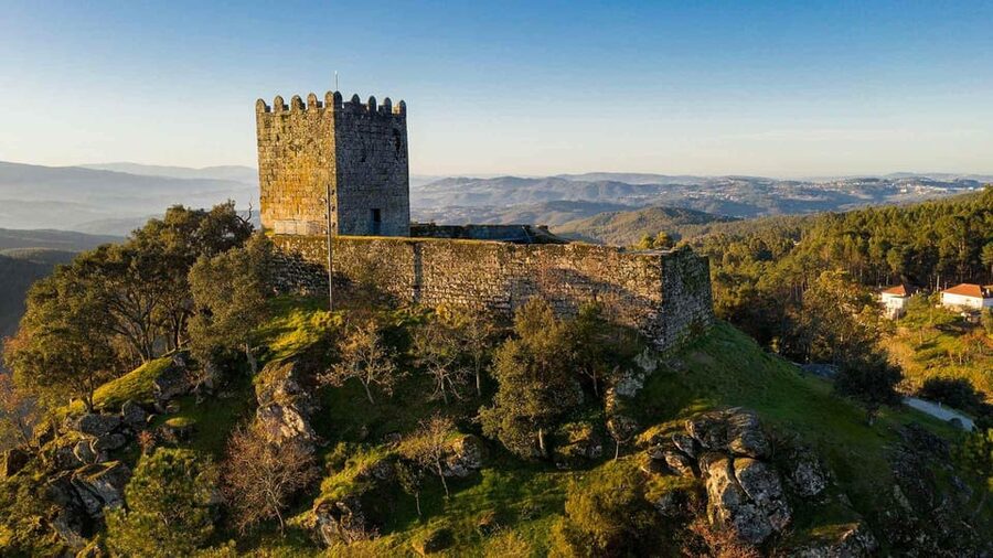 Medieval Castles from Porto – Private All‑Inclusive Tour - What the $204 price includes