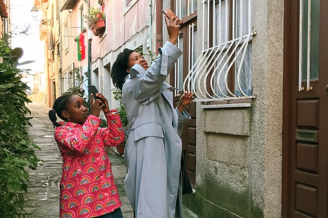 Mobile Photography through Porto hidden streets - Why this Porto photo walk feels different