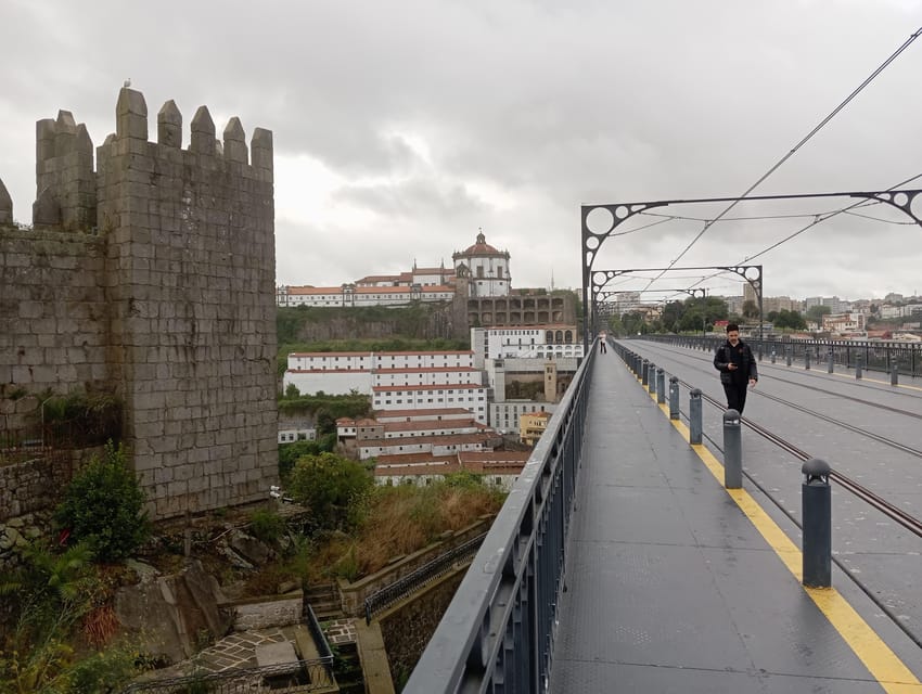 Monumental and historical Oporto with the Stock Exchange Palace - Who should book this Porto walk?