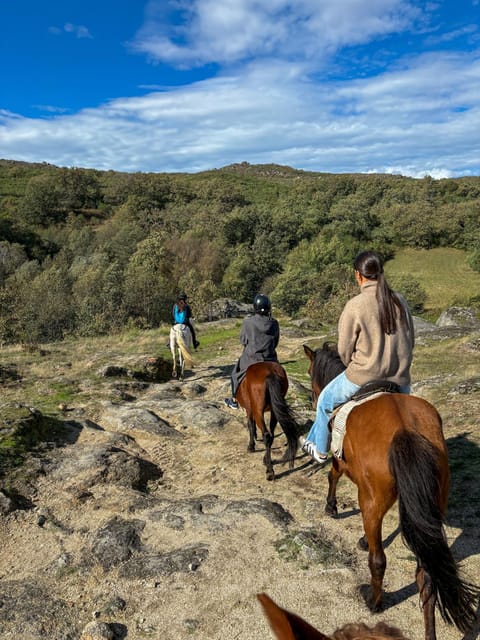 Mountain Horseback Ride & Lunch - Lunch in a Rural Setting