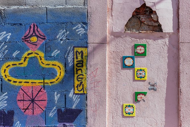 Off the Beaten Track in Porto: Private City Tour - Rua das Flores: Porto’s old connection to the river