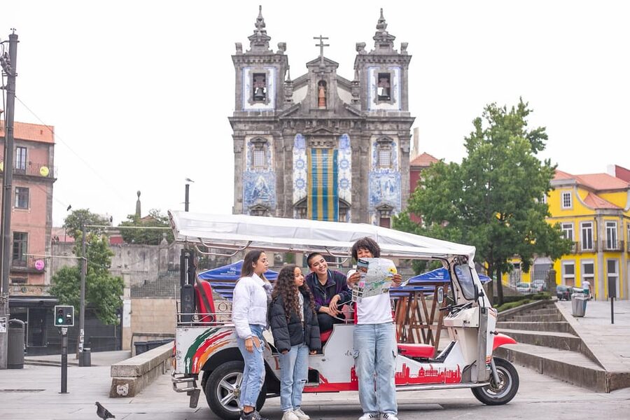 Oporto Tuk-Tuk Tour: Fast, Fun & Flexible – 1H to Full Day! - Why a tuk-tuk fits Porto so well