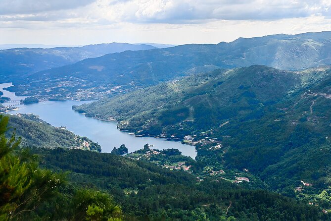 Peneda - Gerês National Park Lagoons and Waterfalls -Private Tour - Lagoons and waterfalls, with room to choose