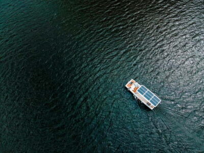 Pinhão: Douro River Solar Boat Tour with Wine Tasting