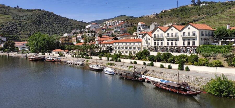 Pinhão: Douro Valley with Wine Tasting, Boat Trip and Lunch - Why this tour works so well in seven hours