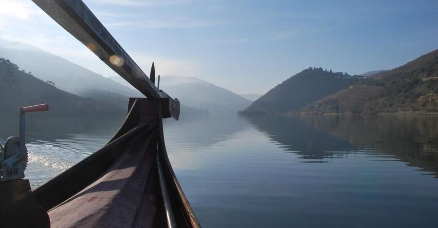 Pinhão: Private Rabelo Boat Tour along the River Douro - Along the Douro toward Roncão