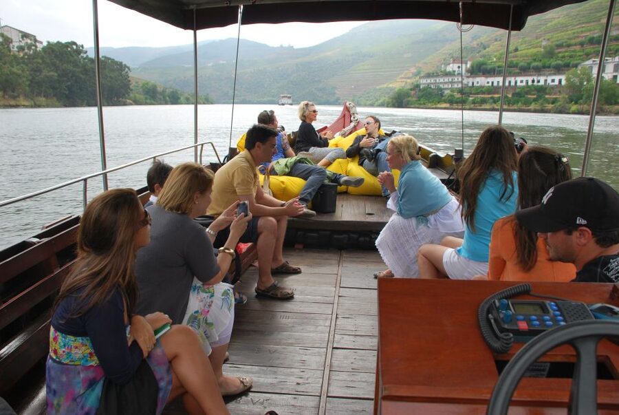 Pinhão: Private Rabelo Boat Tour along the River Douro - What the private format changes