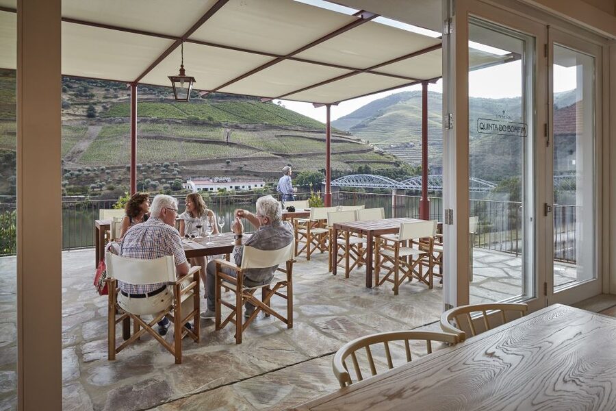 Pinhão: Quinta do Bomfim Visit and Tasting - Seeing the 1896 lodge and old wine cellar