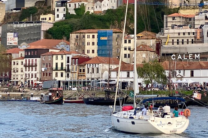 Port : Douro River Cruise (2 h) – Wine & Scenic Views - Churches, gardens, and city views