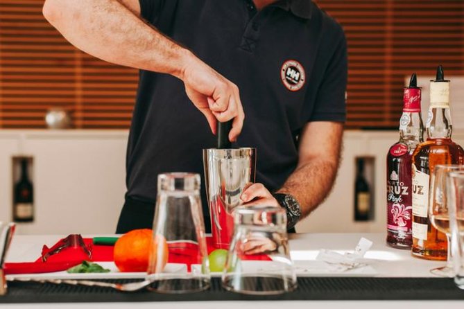 Port Wine Cocktails Workshop at Espaço Porto Cruz, Vila Nova de Gaia, Portugal - Making the Caipiporto