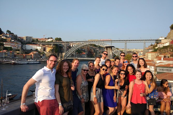 Port Wine Lodges Tour Including 7 Port Wine Tastings (English) - Timing, walking, and practical details