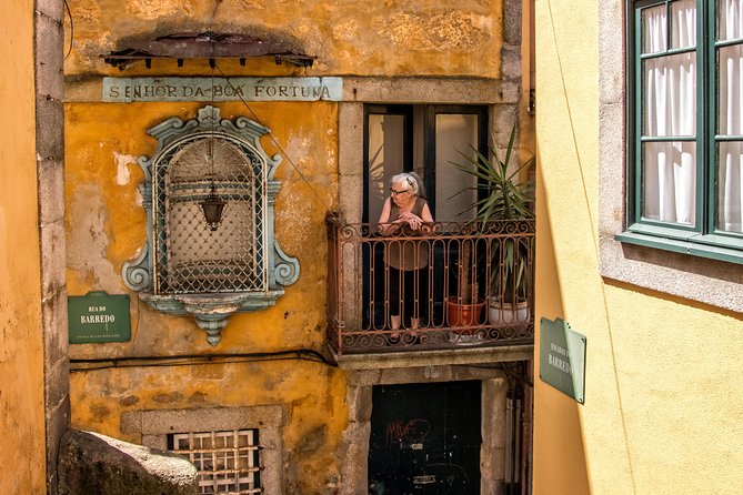 Porto 1/2 Day Walking Photo Tour & Portraits - Key details before you book