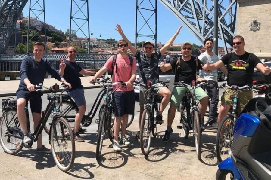 Porto: 1 to 4 Day Electric Bicycle Rental - Why an e-bike fits Porto so well
