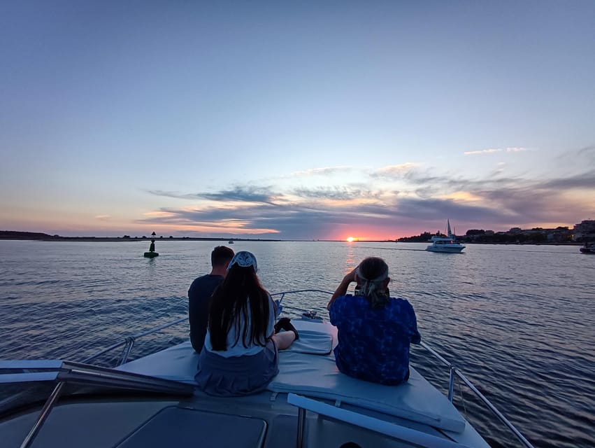 Porto: 6 Bridges and Ribeira Boat Tour with Sunset Option - São Pedro da Afurada and the riverfront approach