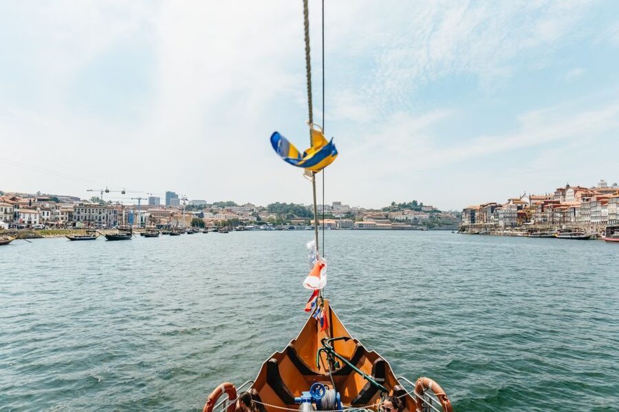 Porto: 6 Bridges Douro River Cruise - Returning downstream toward the Douro mouth