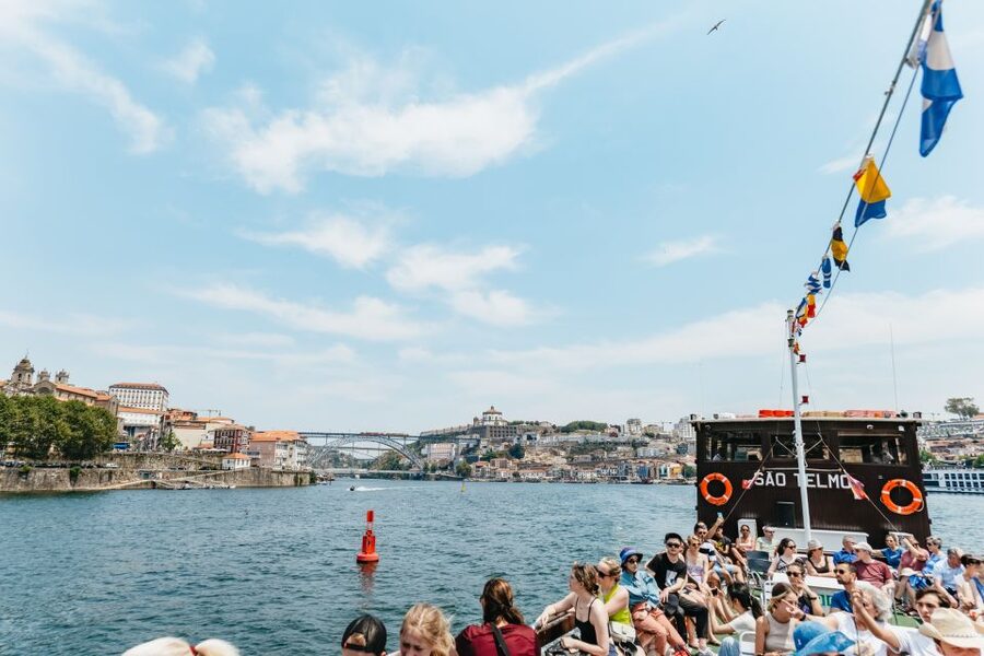 Porto: 6 Bridges Douro River Cruise - Choosing the best departure time