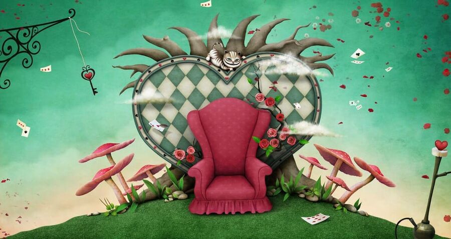 Porto: Ace of Cups Escape Room Expereince - A Wonderland puzzle room in central Porto