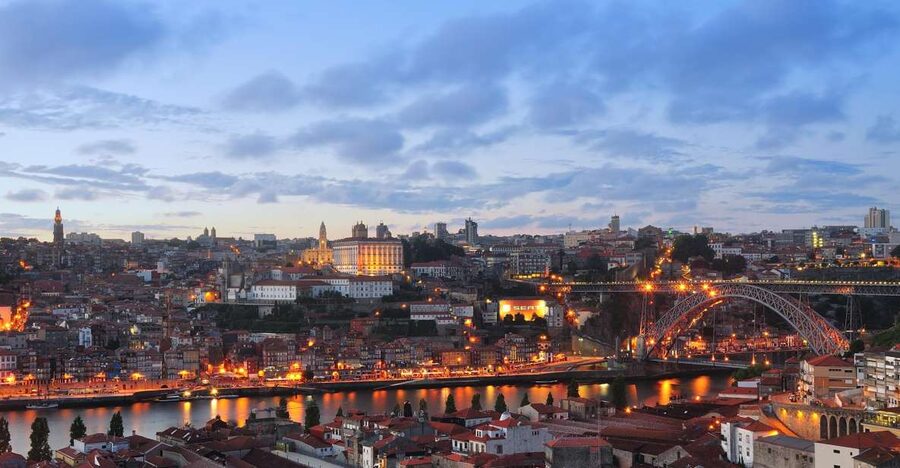 Porto: All-Inclusive Fado Dinner Show and Night Tour - Is $111 a fair price?