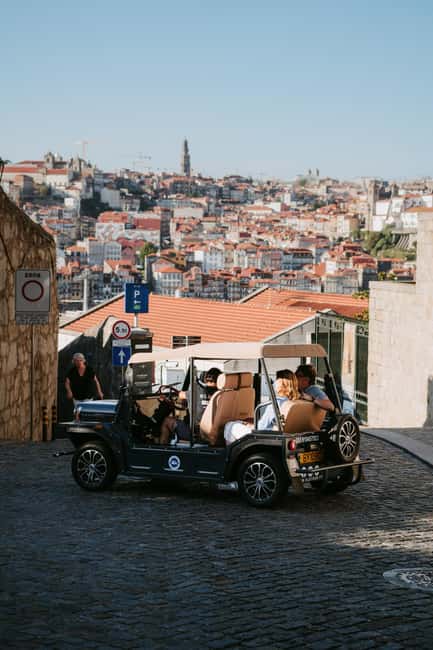 Porto and Foz: Private Douro City Tour in an Electric Ford T - How much guiding should you expect?