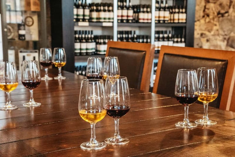 Porto: Bridges Cruise with Wine Cellar Tour or Sunset Option - Key points at a glance