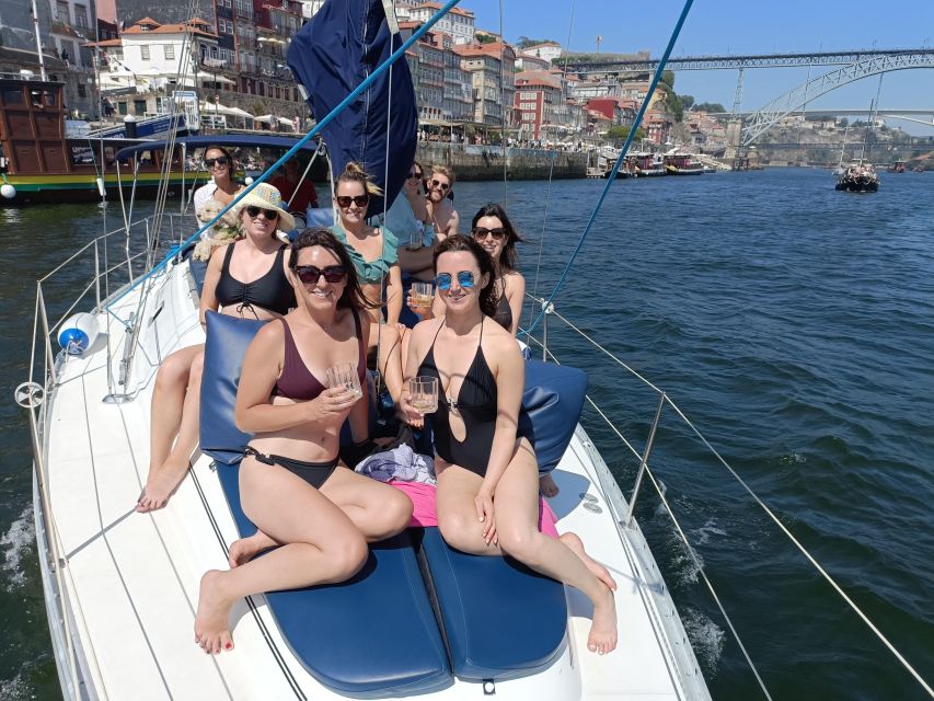 Porto: Charming Sailboat Bachelor Party with drinks - Continuing toward Foz do Douro