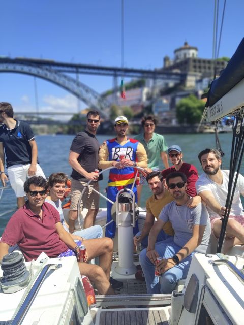 Porto: Charming Sailboat Bachelor Party with drinks - Drinks, snacks, and optional party upgrades