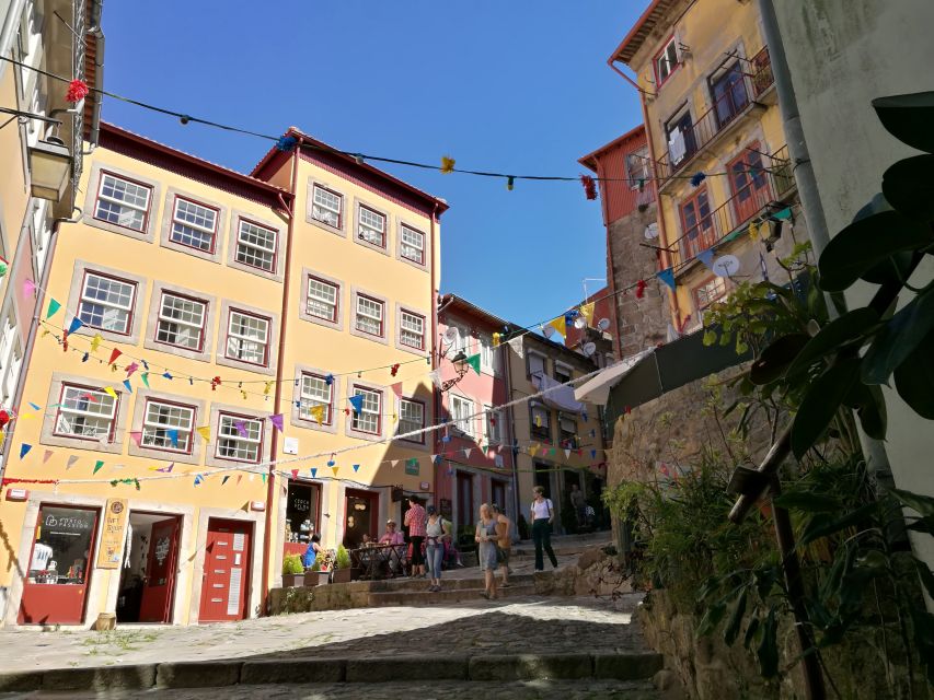 Porto: City Highlights 3-Hour Guided Electric Bike Tour - Crossing the Dom Luís I Bridge