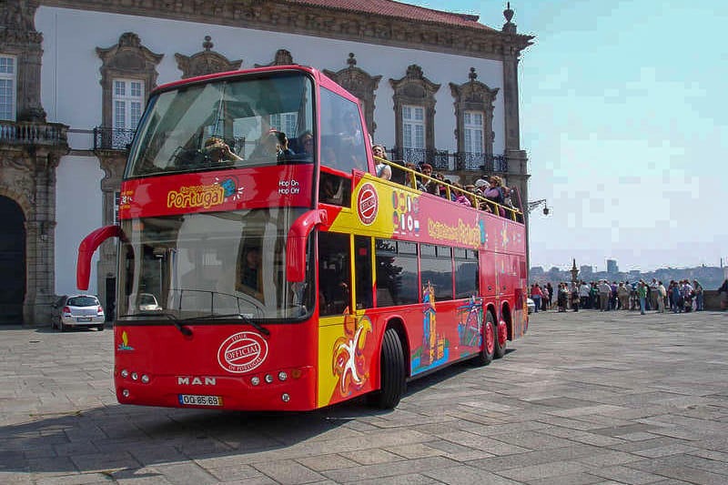 Porto: City Sightseeing Hop-On Hop-Off Bus Tour - Churches, port wine, and the walking tours