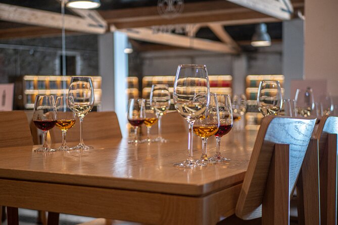 Porto City Tour Full Day with Lunch and Six Bridges Cruise - Private basis - Why this full-day Porto route makes sense