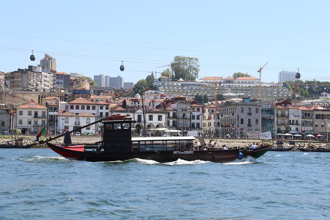 Porto City Tour Half Day - Private - Porto Cathedral and the city below