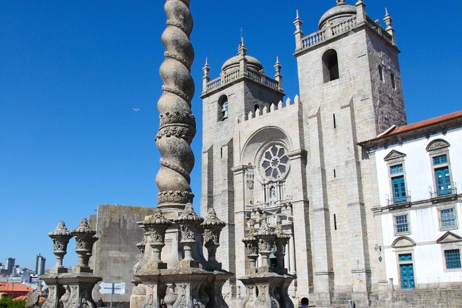 Porto City Tour with Wine Tasting - Crossing the Luis I Bridge