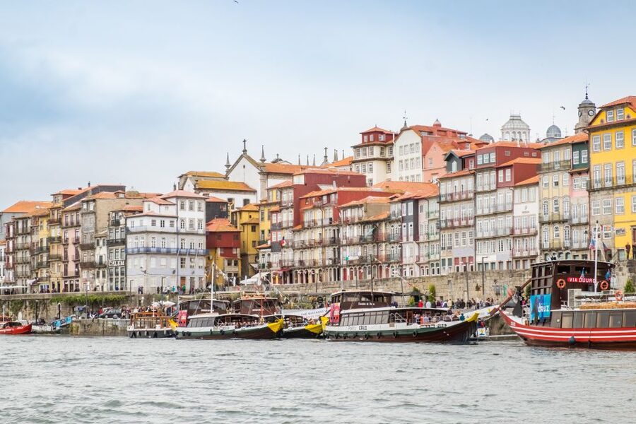Porto: City Train Tour, River Cruise & Wine Cellar - Touring Real Companhia Velha’s old cellars