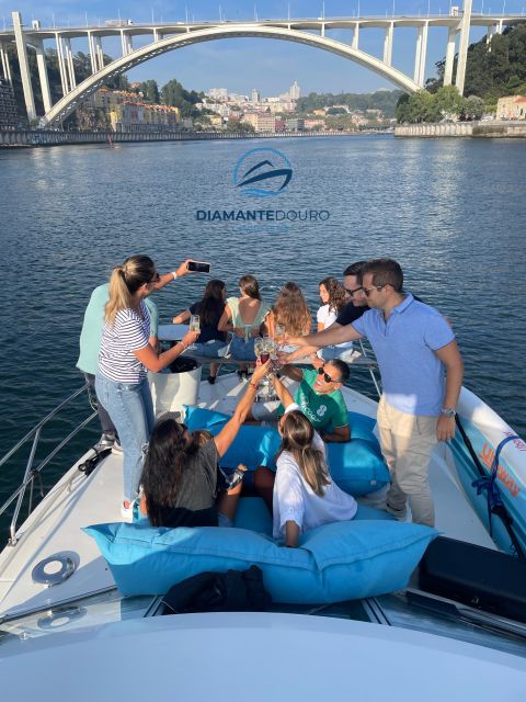 Porto: City Views or Sunset Tour with Drinks - Guides who add more than directions