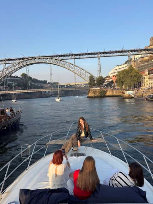Porto: City Views or Sunset Tour with Drinks - Timing, meeting point, and comfort