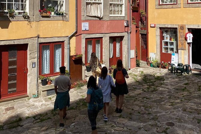 PORTO city Walking Tour - Clerigos explains Porto’s most famous tower