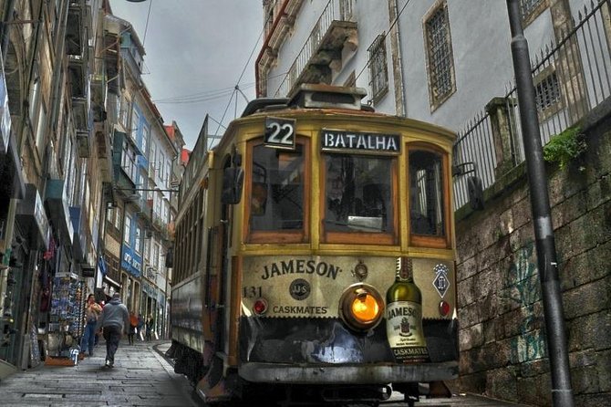 Porto Classic Car Tour - Vintage Experience - Lunch Beside the Douro