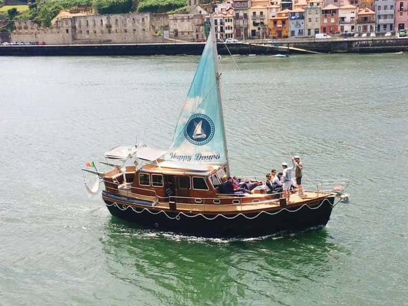 Porto: Classic Sailboat Cruise Along the Douro River - A classic boat with a small-group feel