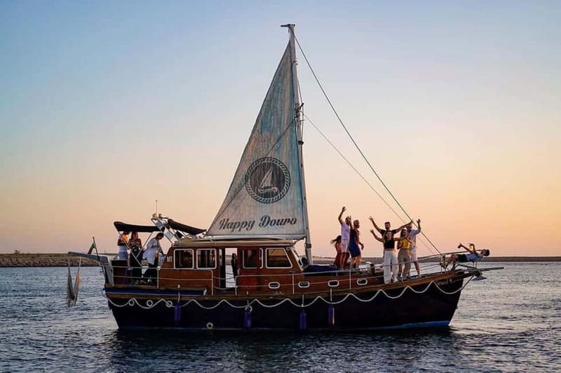 Porto: Classic Sailboat Cruise Along the Douro River - Leaving Afurada for the Douro estuary