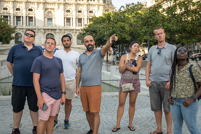 Porto Craft Beer Tour: 7 Beers + 3 Food Pairings in a Small Group - Guides make the small group matter