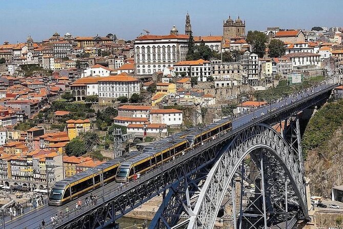 Porto Customizable Three Hour Private Tour - One full hour in Praça da Ribeira