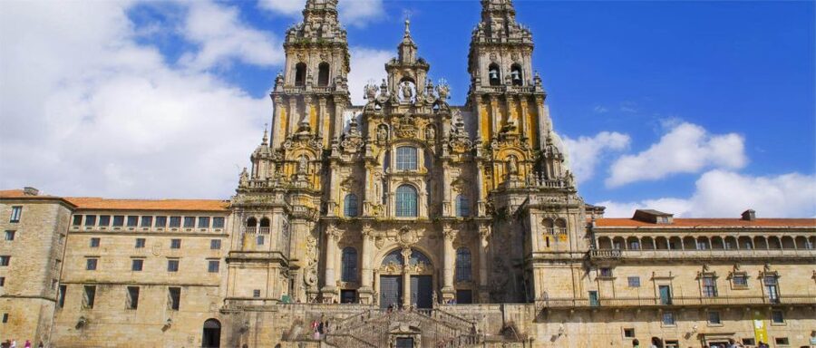 Porto: Day Trip to Santiago de Compostela - Santiago de Compostela gives this day its purpose
