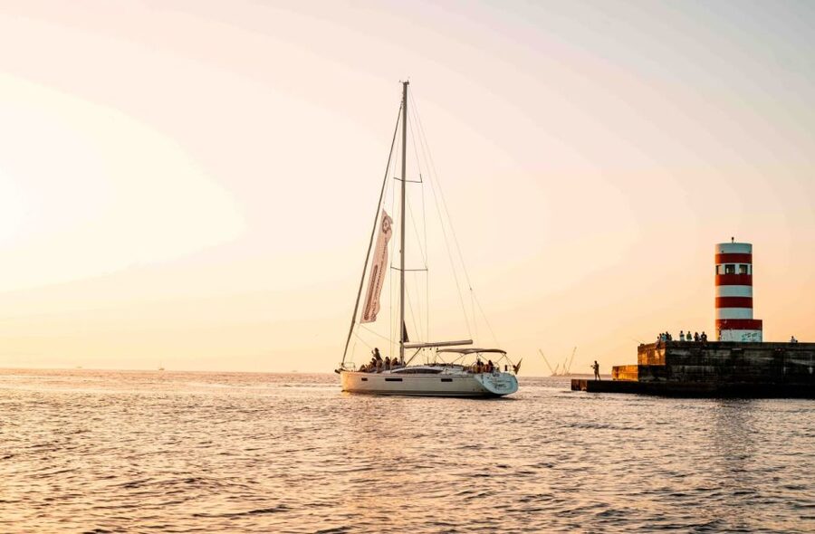 Porto: Daytime or Sunset Douro River Sightseeing Cruise - What the $51 price really buys you
