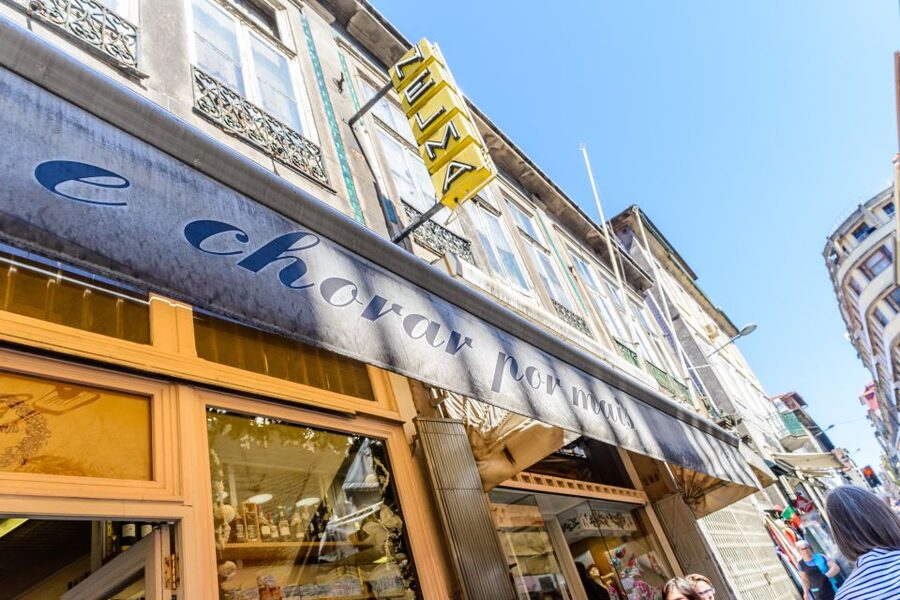 Porto: Delicious Food and Wine Walking Tour - Choosing three hours or four