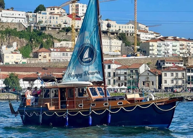 Porto: Douro Classic Boat Tour - The hammock, music, and sunset mood