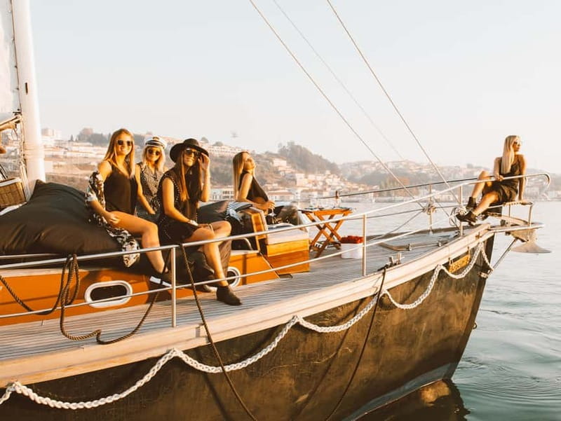 Porto: Douro Classic Boat Tour - Leaving Douro Marina in Afurada